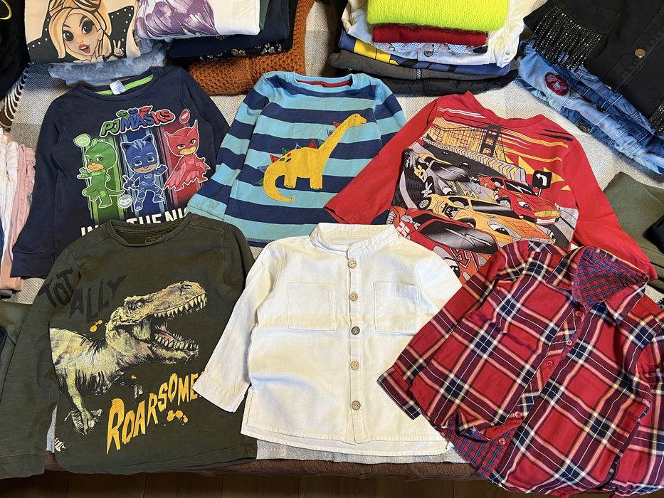 Пакет речей на хлопчика 1 - 5 років куртки жилет штани кофти взуття