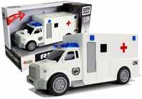 Auto Ambulans z napędem Karetka Pogotowia 1:20