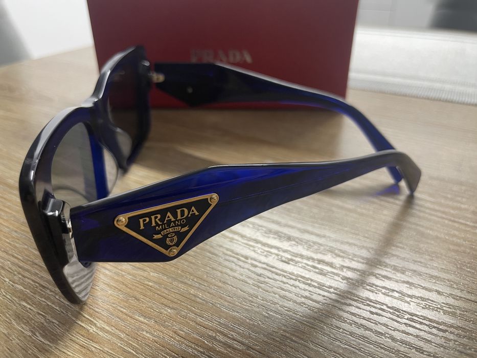 Продам очки prada женские оригинал