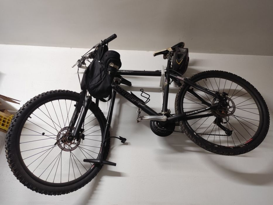 Bicicleta BTT Impecável