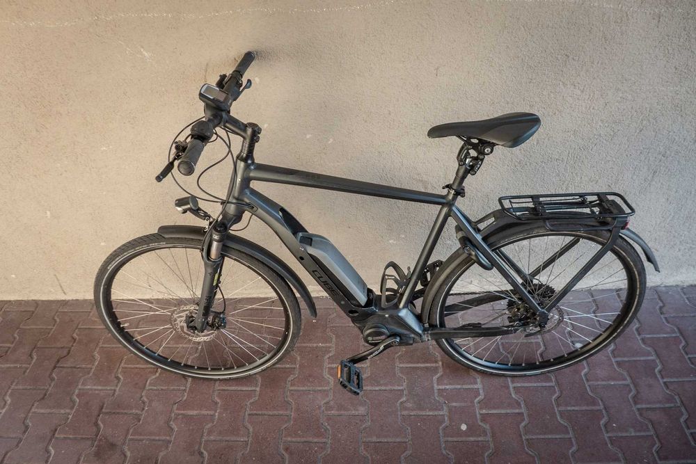 E-Bike Rower elektryczny CUBE TOURING HYBRID PRO 500WH Koło 28" Roz 58