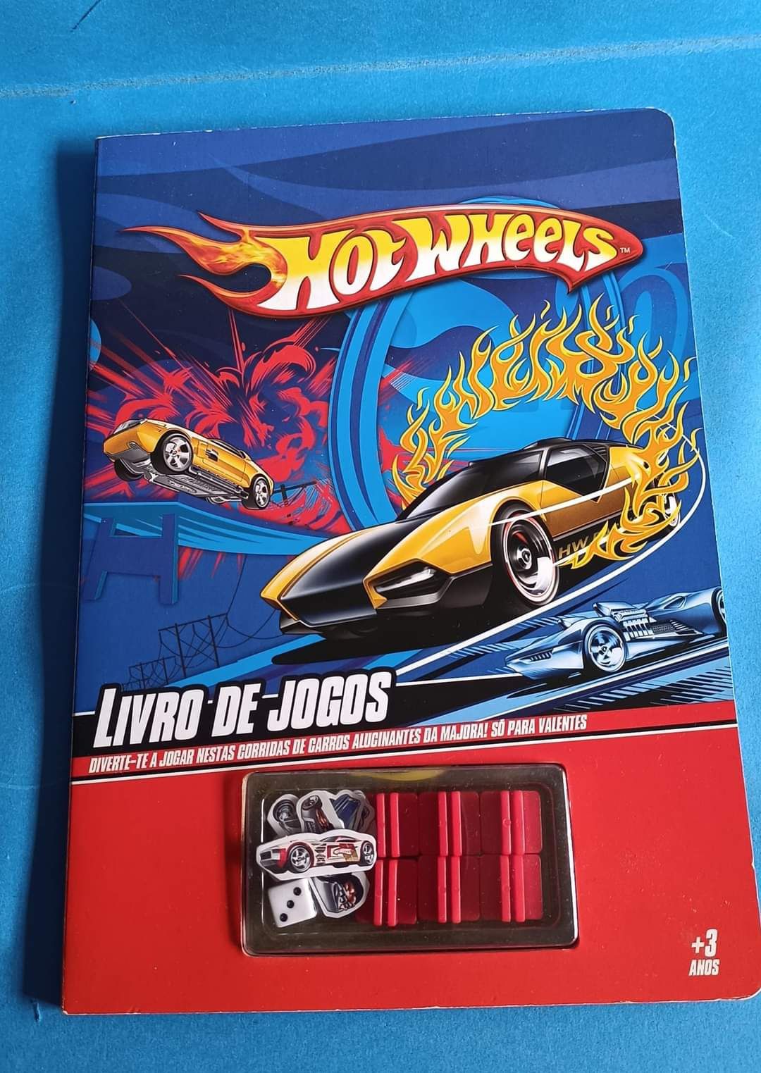 Livro de jogos Hot Wheels 

5€