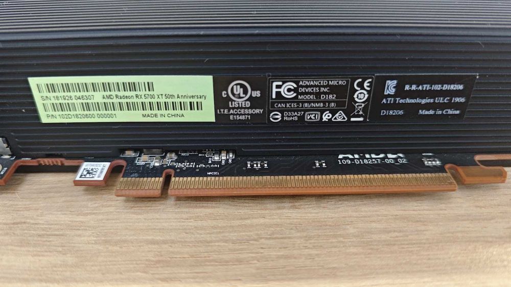AMD Radeon RX 5700 XT 50th Anniversary на пломбі з коробкою ідеальна