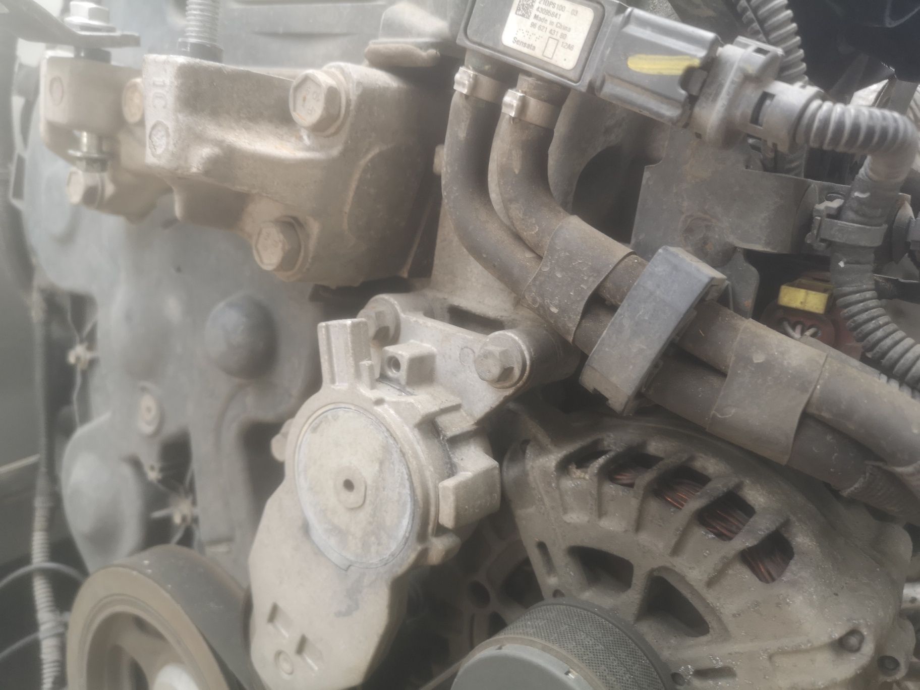 Silnik DV6C 1.6HDI 9HR 9H05 DV6C Diesel Kompletny z osprzętem