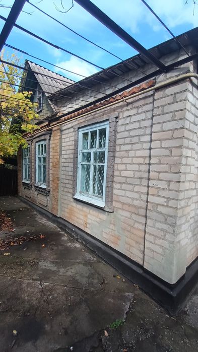 Будинок на вул Пилипа Орлика (район Пісочної)