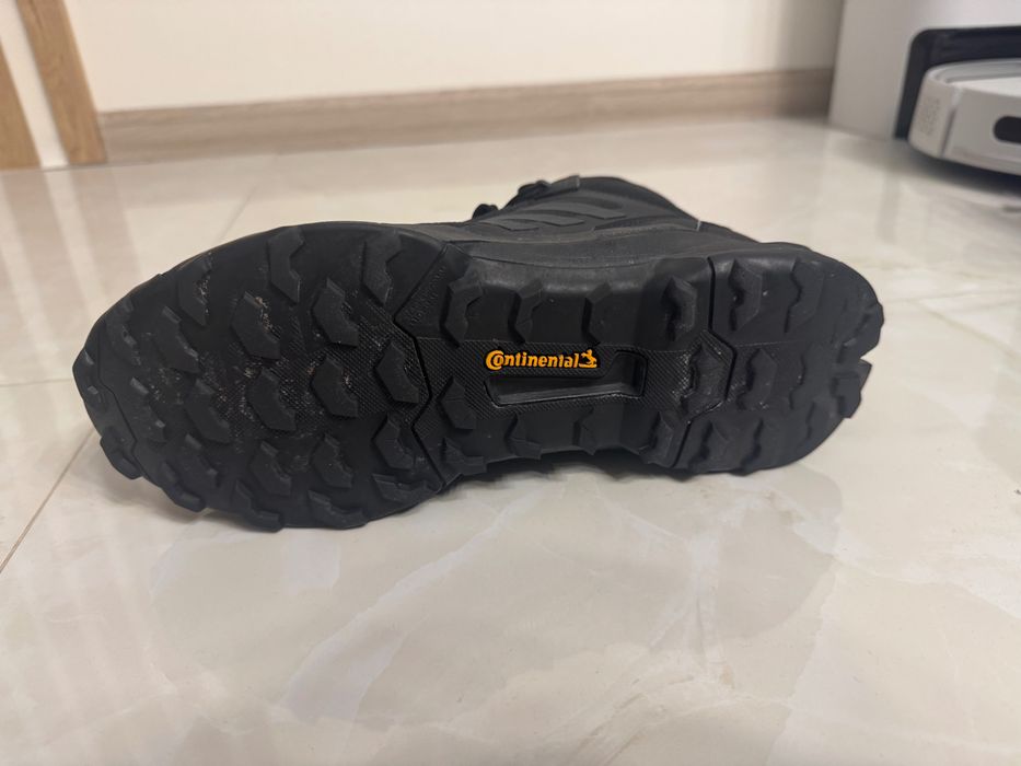 Чоловіче взуття Adidas