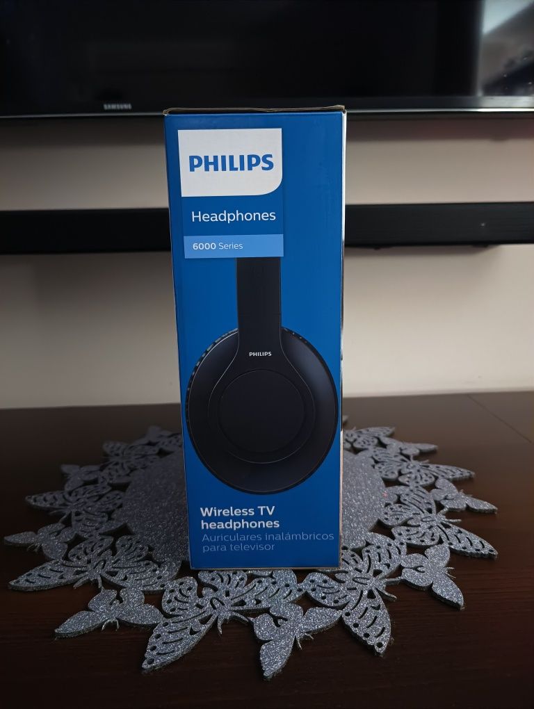 Słuchawki bezprzewodowe Philips TAH6005BK/10 Nauszne