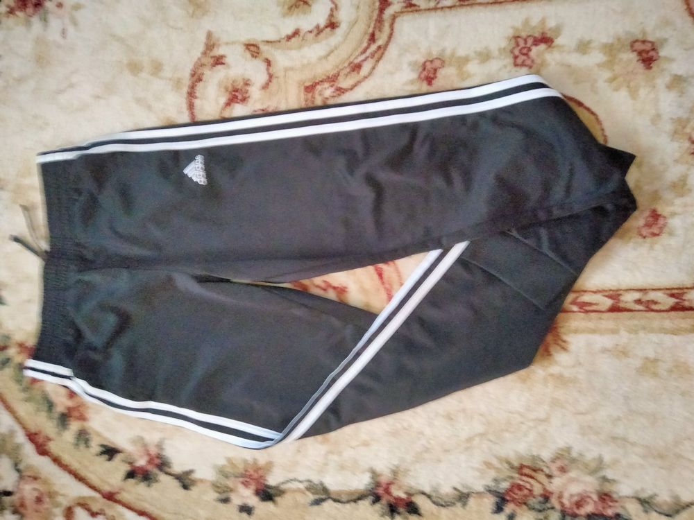 Штани Adidas НЕ вигорівші