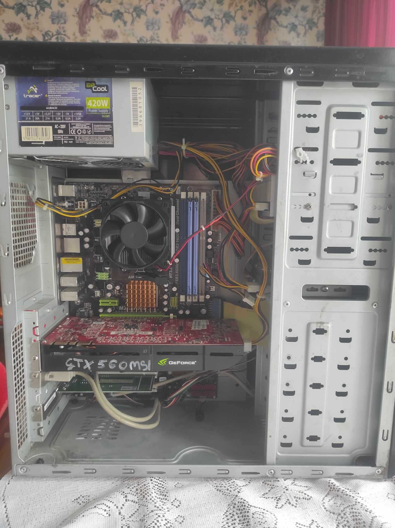 Komputer,AMD 965, 4x3,4GHz, GTX 560