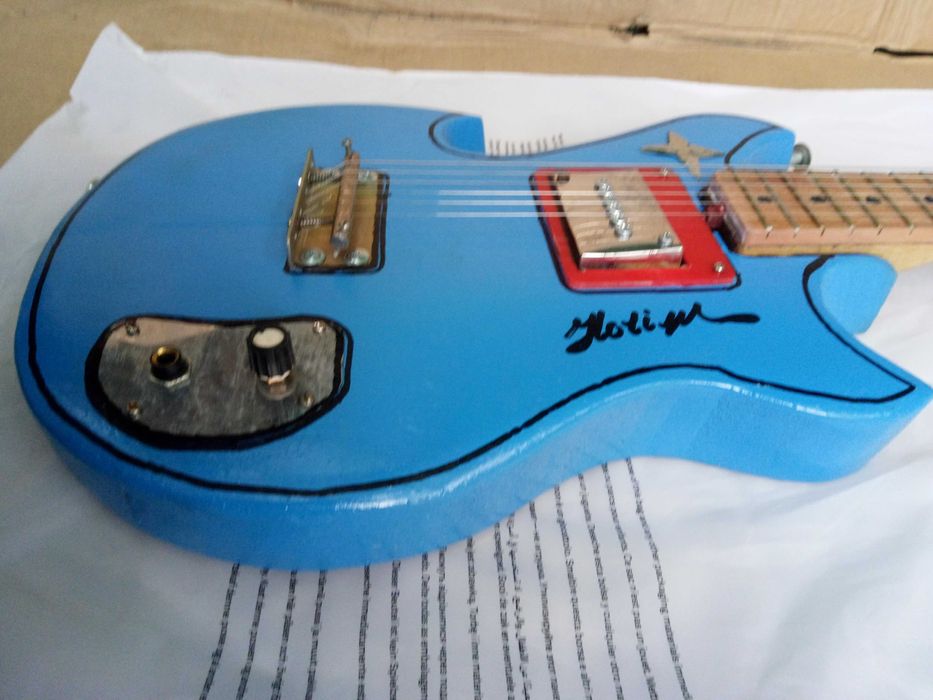 Электрогитара 6ти струнная ручной работы