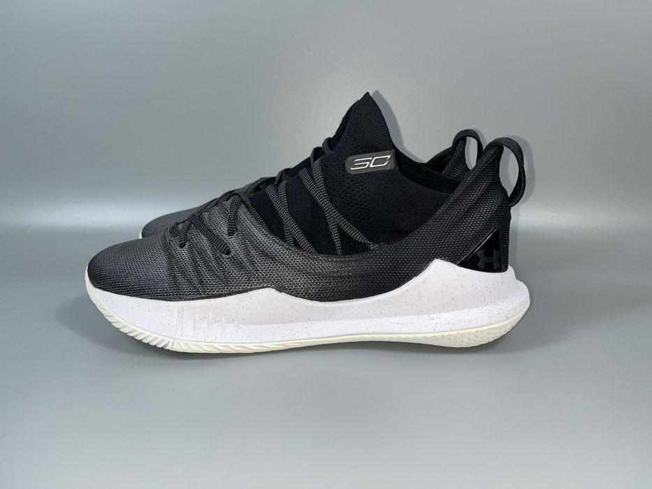 Кросівки Under Armour Curry 5 43 размер (по стельке 27.5 см)