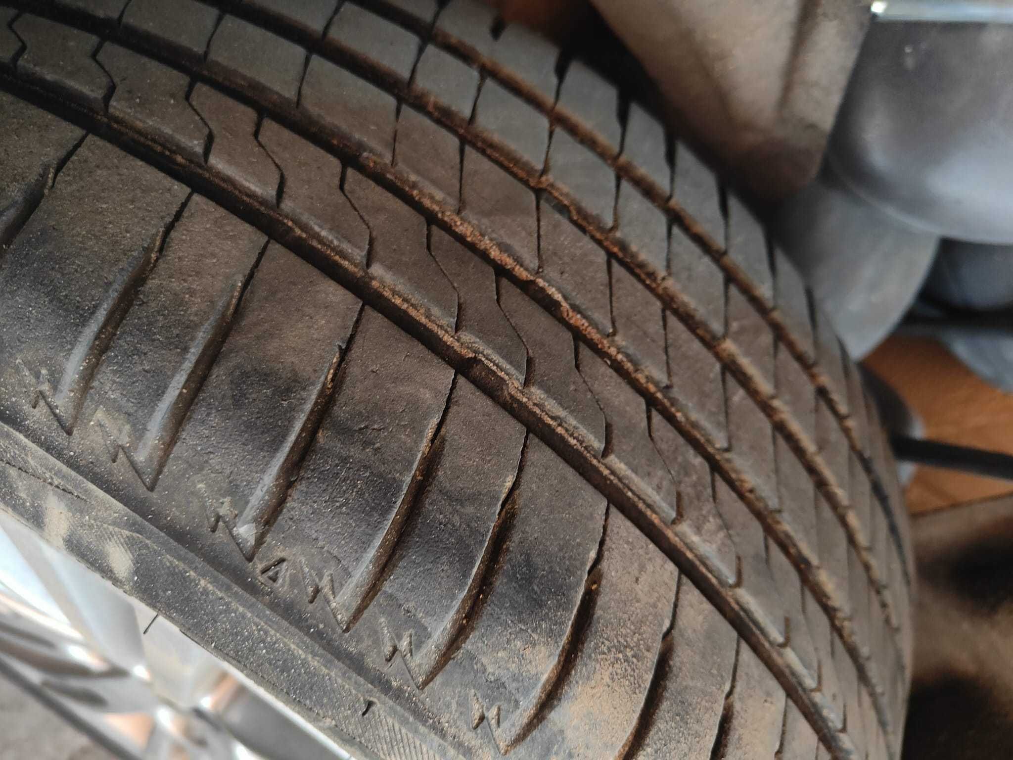 Conjunto Jantes 17´  -  205/50R17