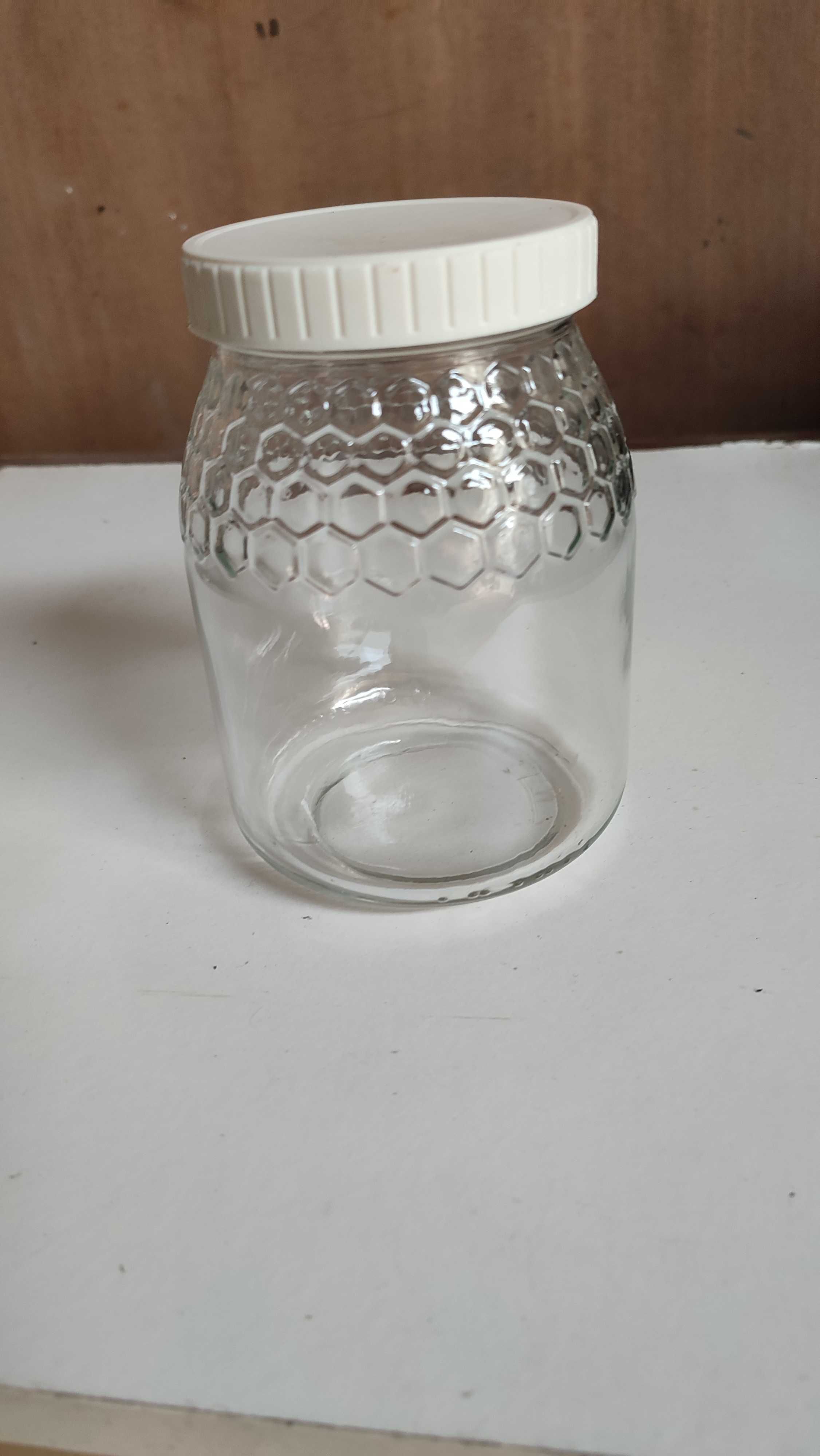 130 frascos de vidro NOVOS com tampa 750mL (1Kg) - (aprox. 0.46€ cada)