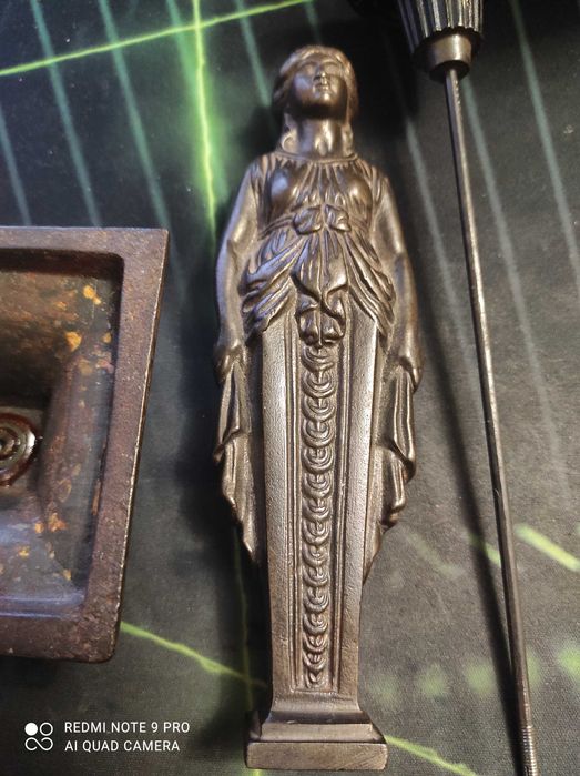 Подсвечник старинный , канделябр и др.