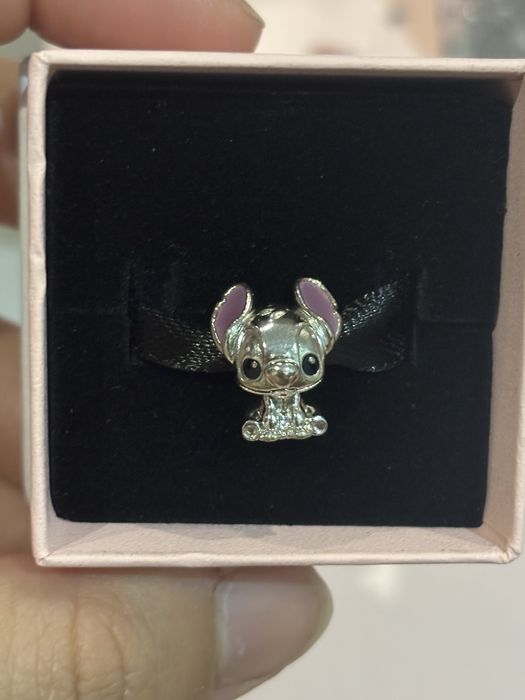 Peça Stitch pandora nunca usasa