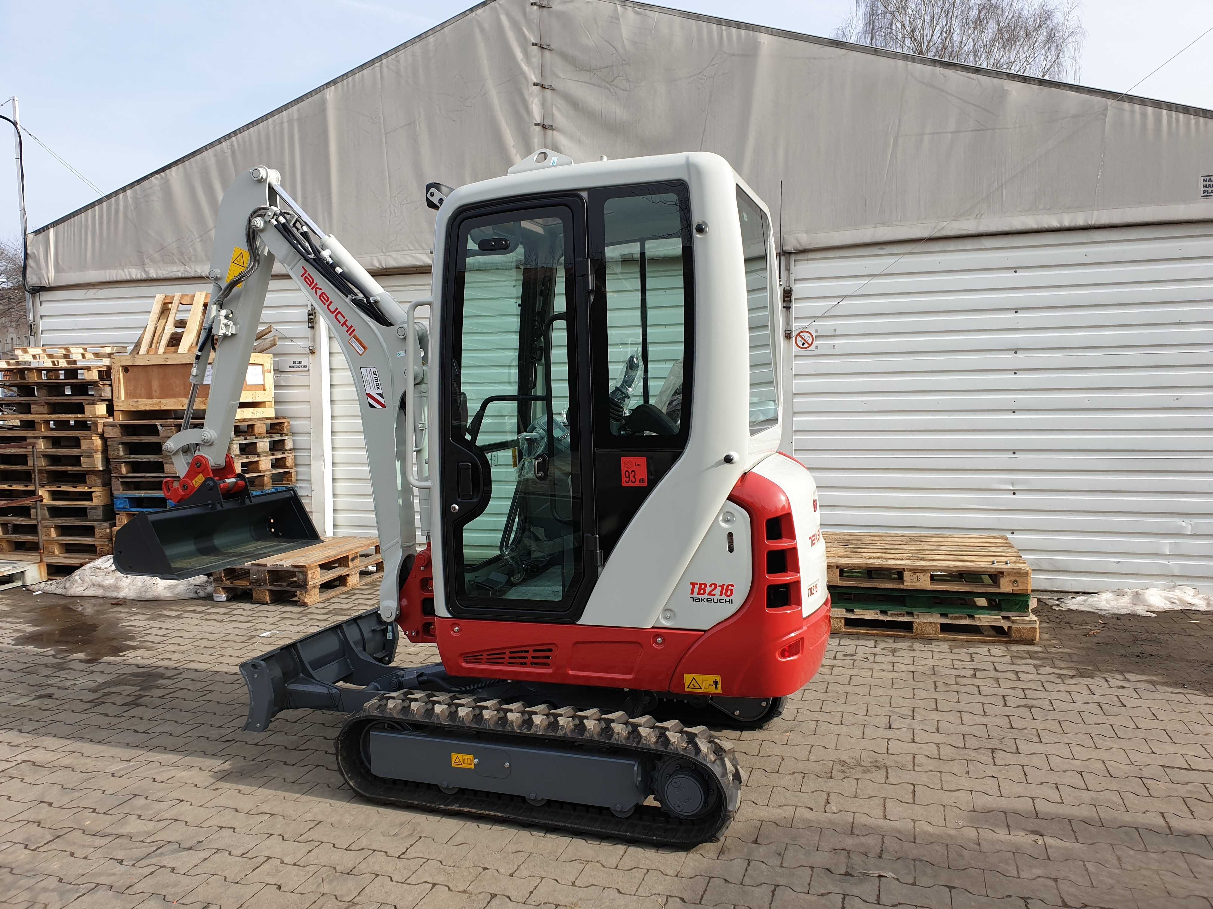 Minikoparka Takeuchi TB216 - 1.8 tony - NOWA - wersja V0