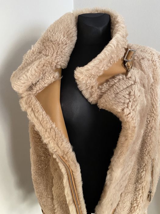 Piękna włoska naturalna kamizelka - kożuch