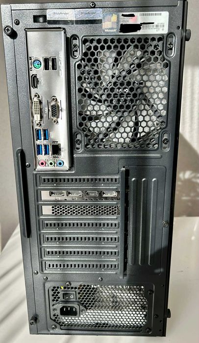 Komputer do gier RYZEN 9 5900X | NVIDIA RTX 4060 | 32GB + WIFI