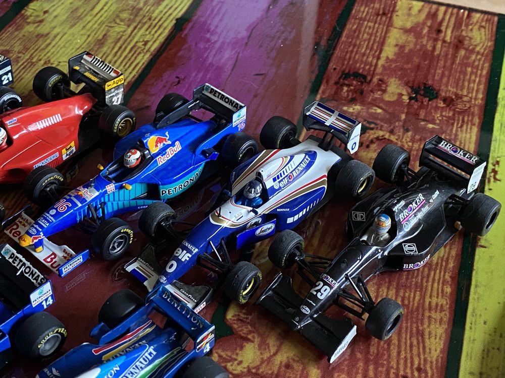 Bolidy F1 Minichamps Onyx Hot Wheels 1:43