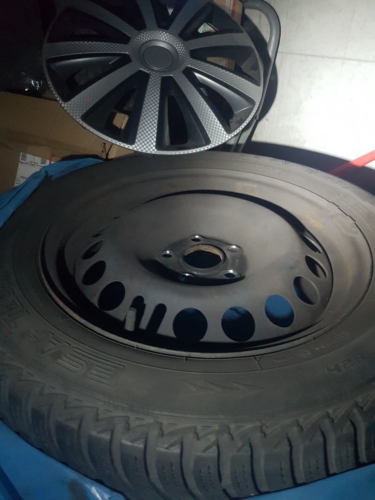 Felgi stalowe 16+kołpaki+opony zimowe 205/60R16