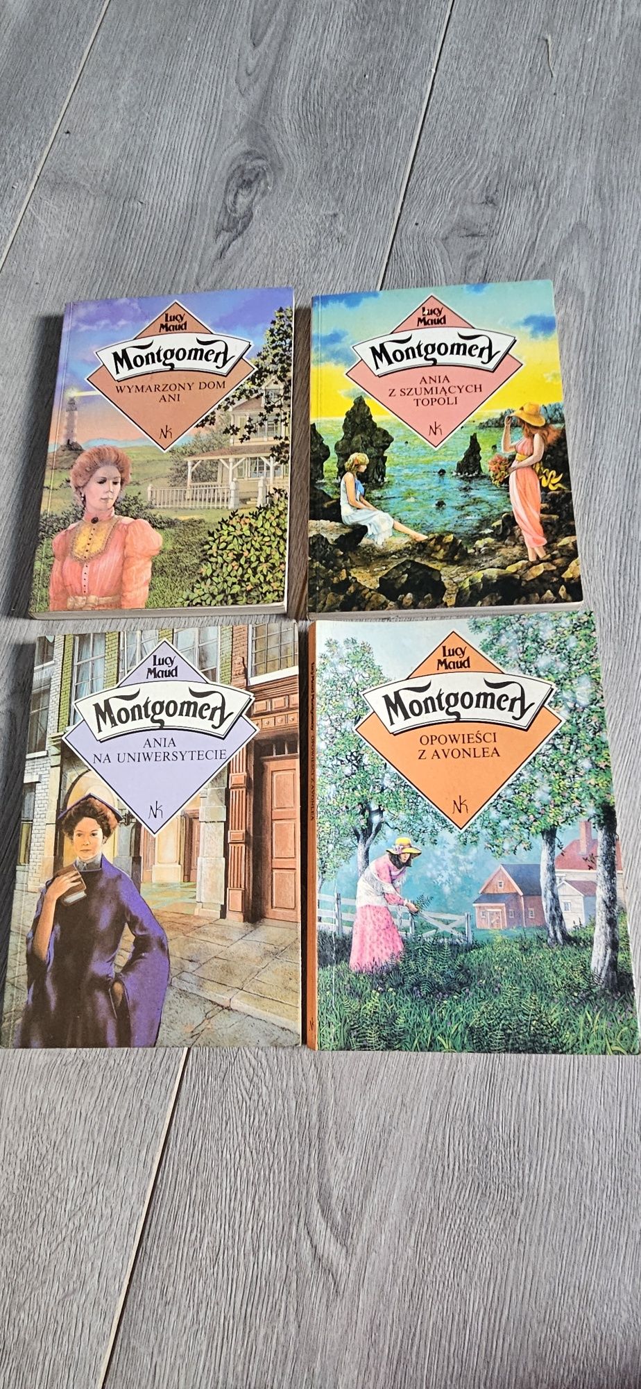 Ania na uniwersytecie i inne