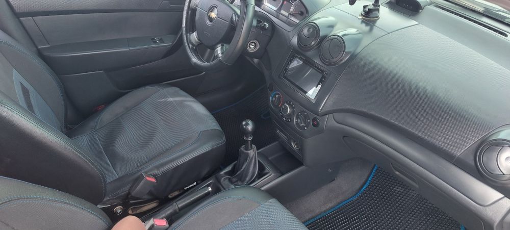 Продам chevrolet aveo