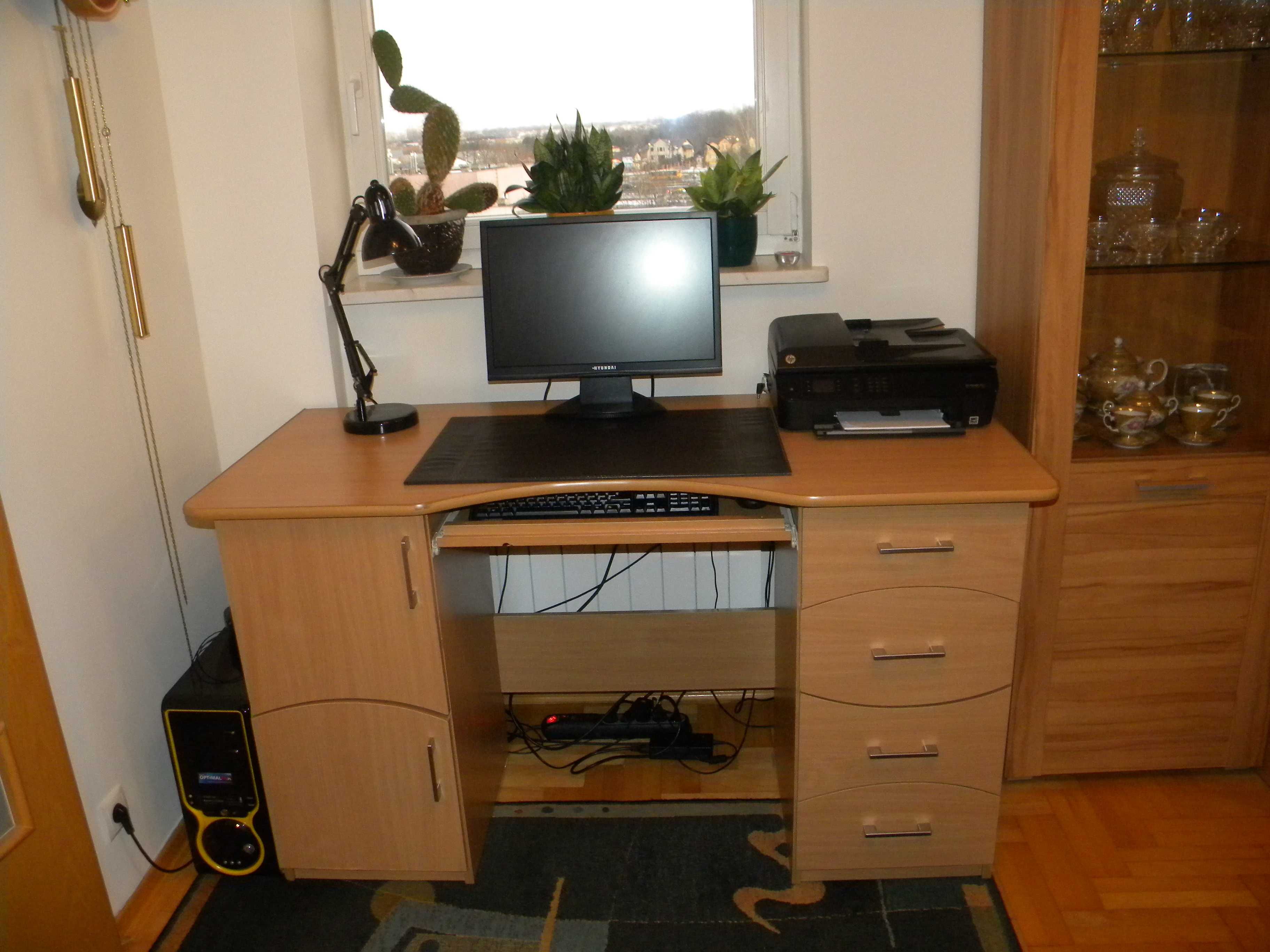 Duże biurko jasny dąb 150x70x86 cm (S x G x W)