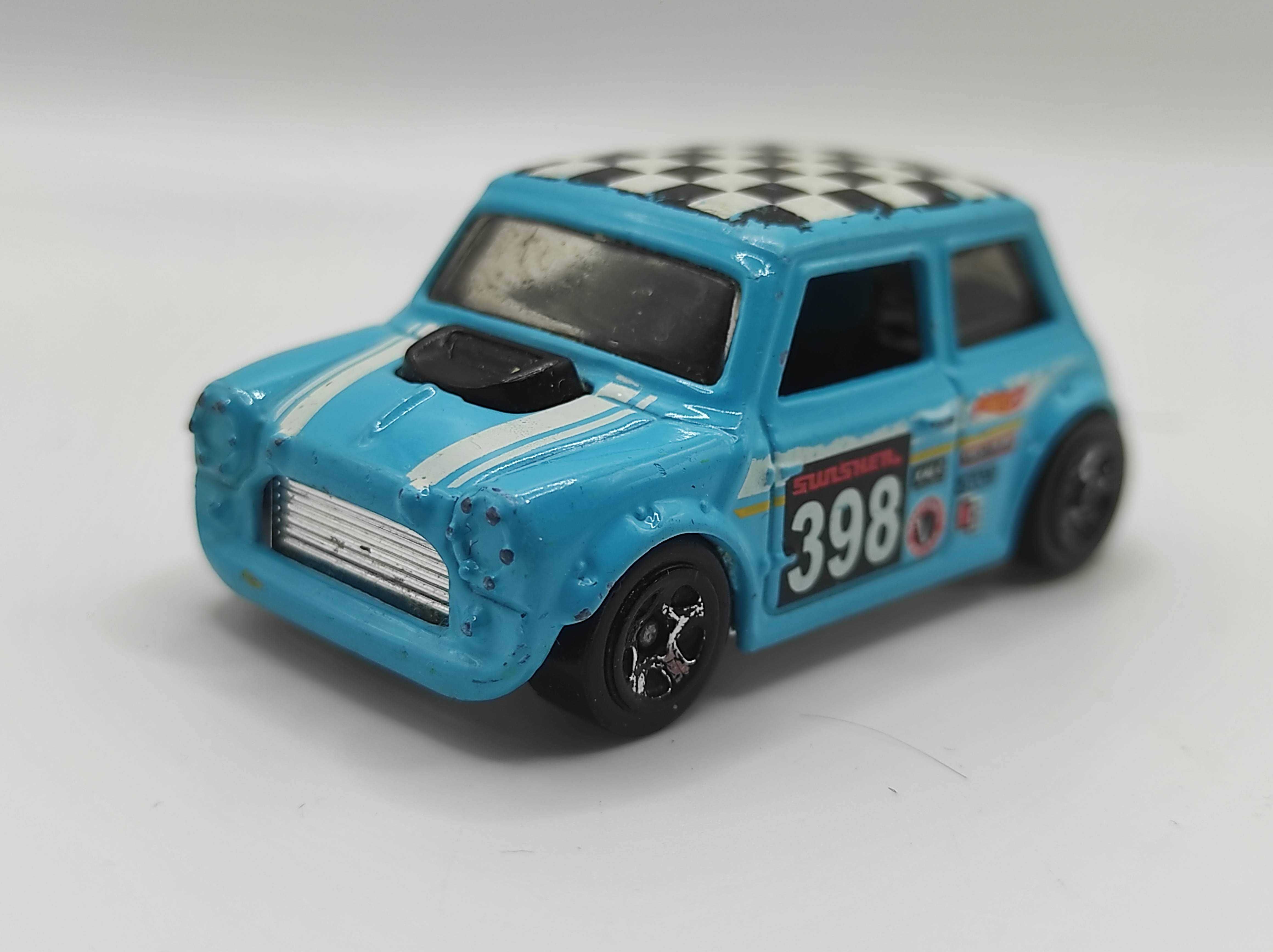 Samochodzik resorak Hot Wheels Morris Mini #200