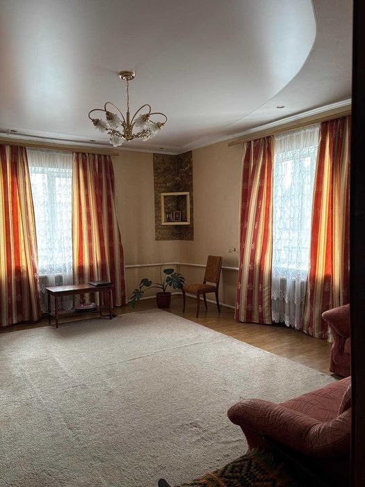 Продам будинок в Лубнах