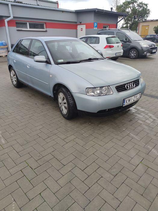 Audi a3 8l lift.  1.6 MPI