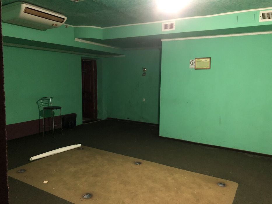 Без комісії покупця!Комерційне приміщення на бул. Д.Галицького