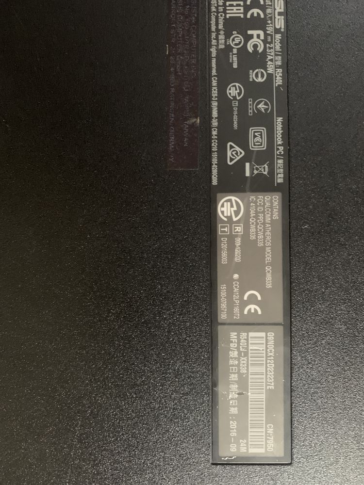 Laptop asus sprawny uszkodzona obudowa