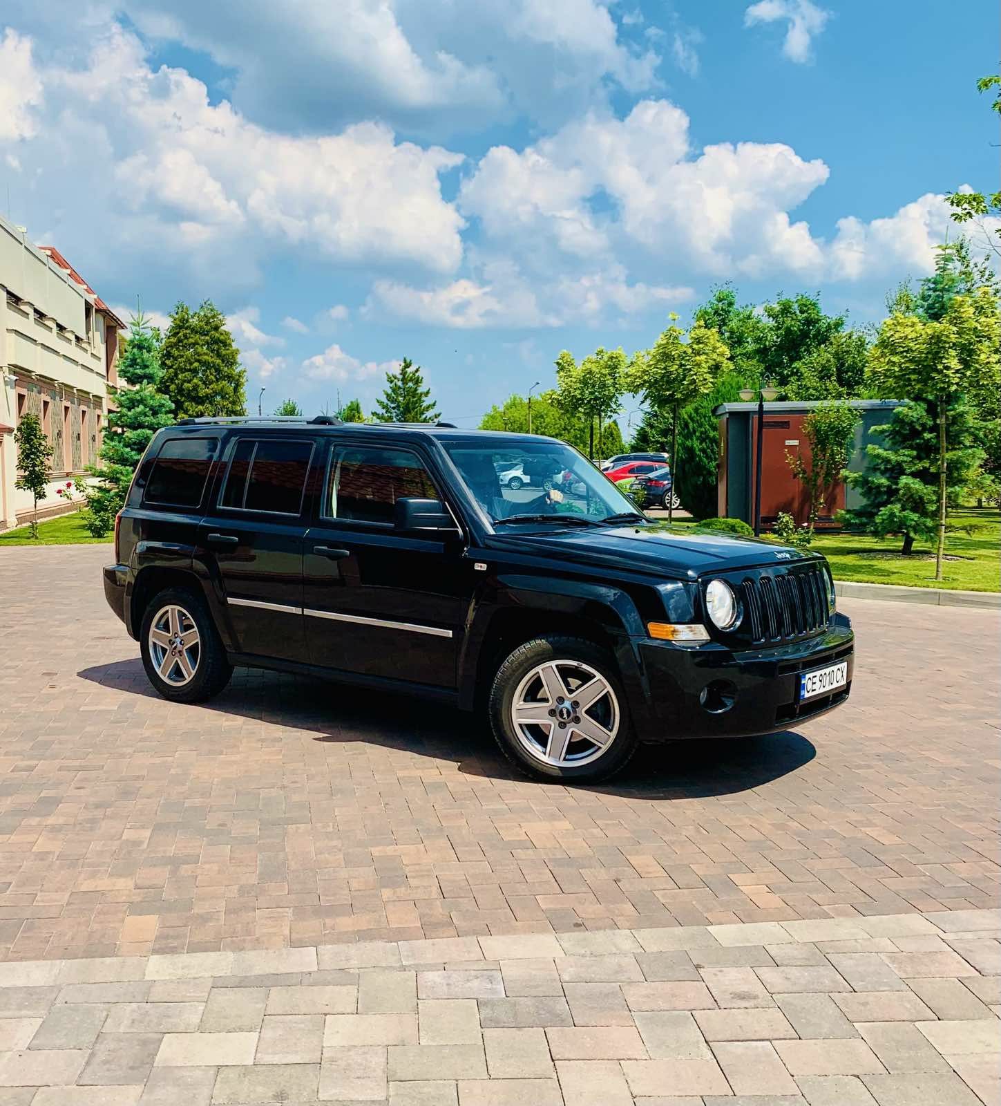 Підсилювач,  усилитель звука магнитолы jeep, chrysler, dodge, чироки