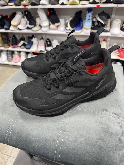ОРИГІНАЛ 100% Кросівки Adidas Terrex Free Hiker 2.0 Low Gore-Tex 43