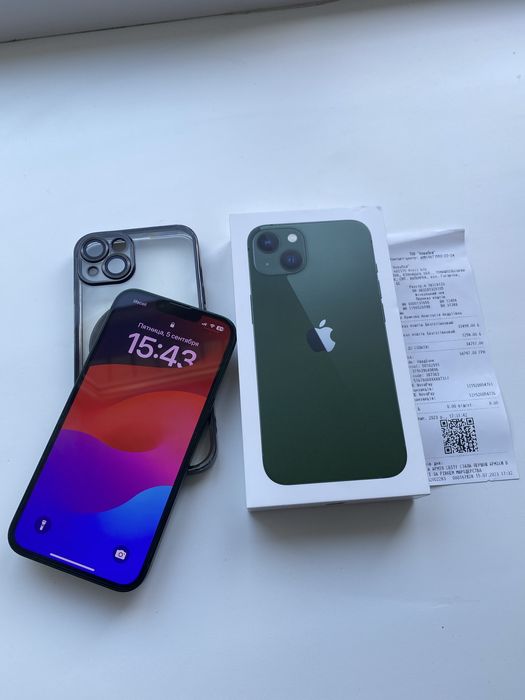 Продам айфон 13 в идеальному стани