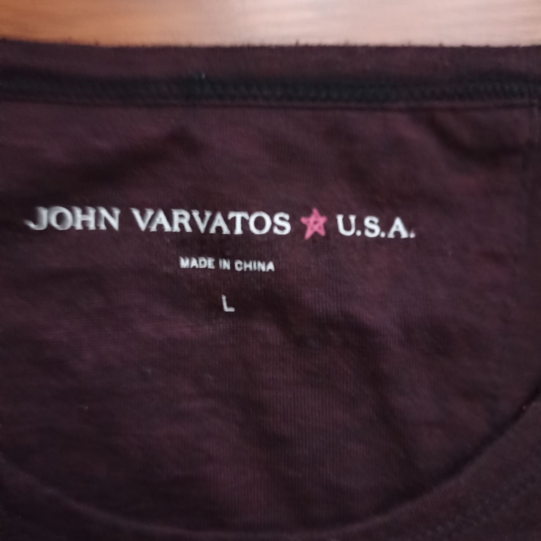 John varvatos футболка