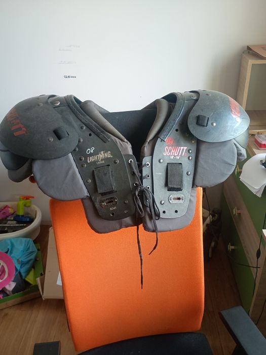 pad futbolowy schutt lighting