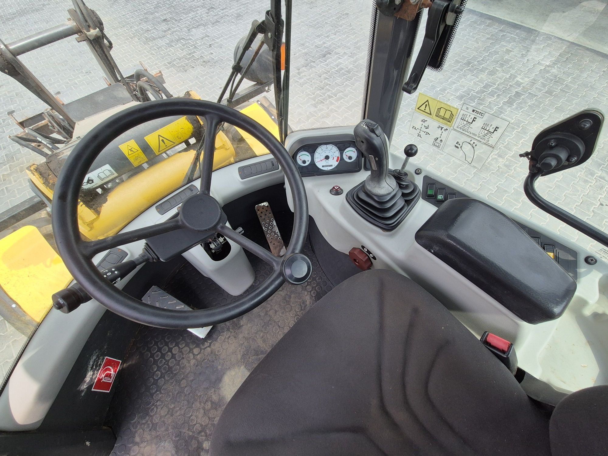 Ładowarka New holland W70B TC 2014r   Jcb atlas terex