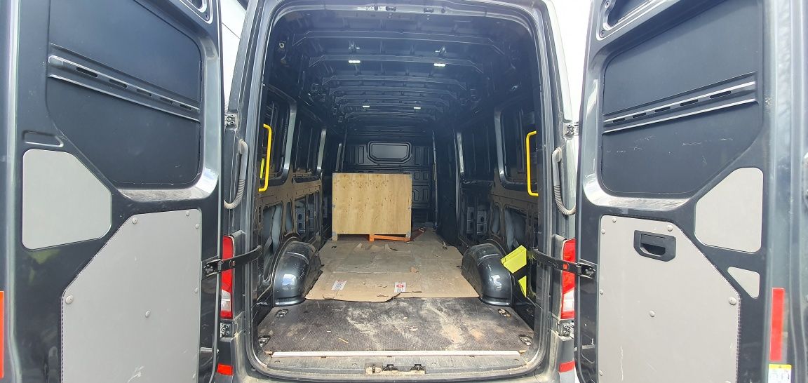 Volkswagen Crafter 4L3H 177KM PL