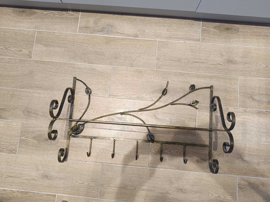 Półka wisząca metalowa kuta