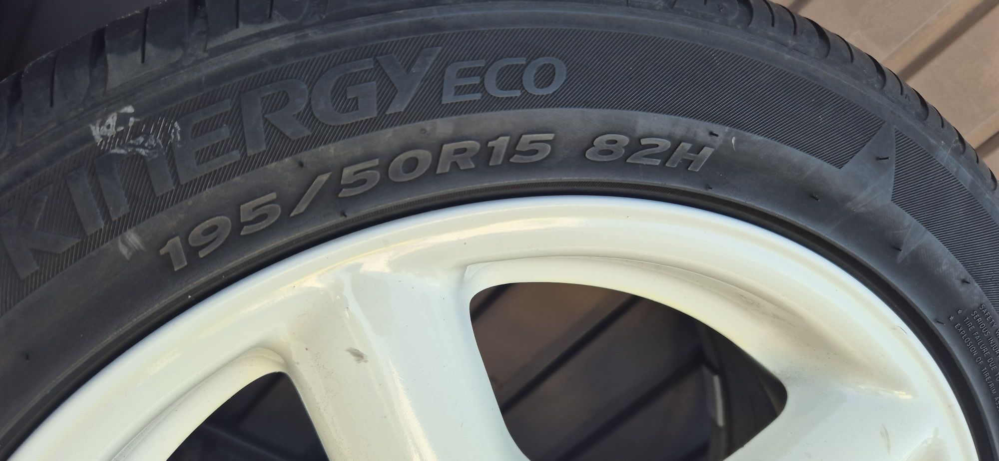 Alufelgi 4x98 z oponami letnimi 195/50/R15
