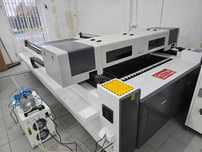 Laser CO2  160W   stół roboczy  1300x2500