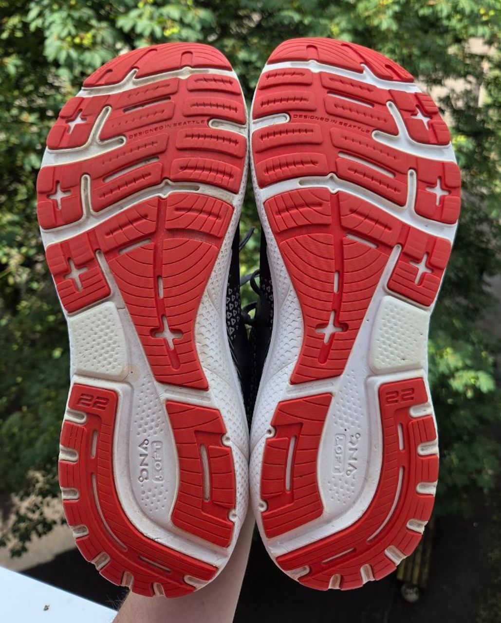 48.5р Brooks Adrenaline GTS 22 чоловічі спортивні кросівки