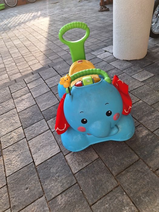 Jeździć,chodzik dzieciecy Fisher price