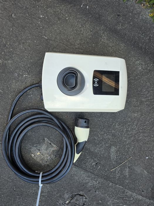 Зарядка електромобіля alfen type2