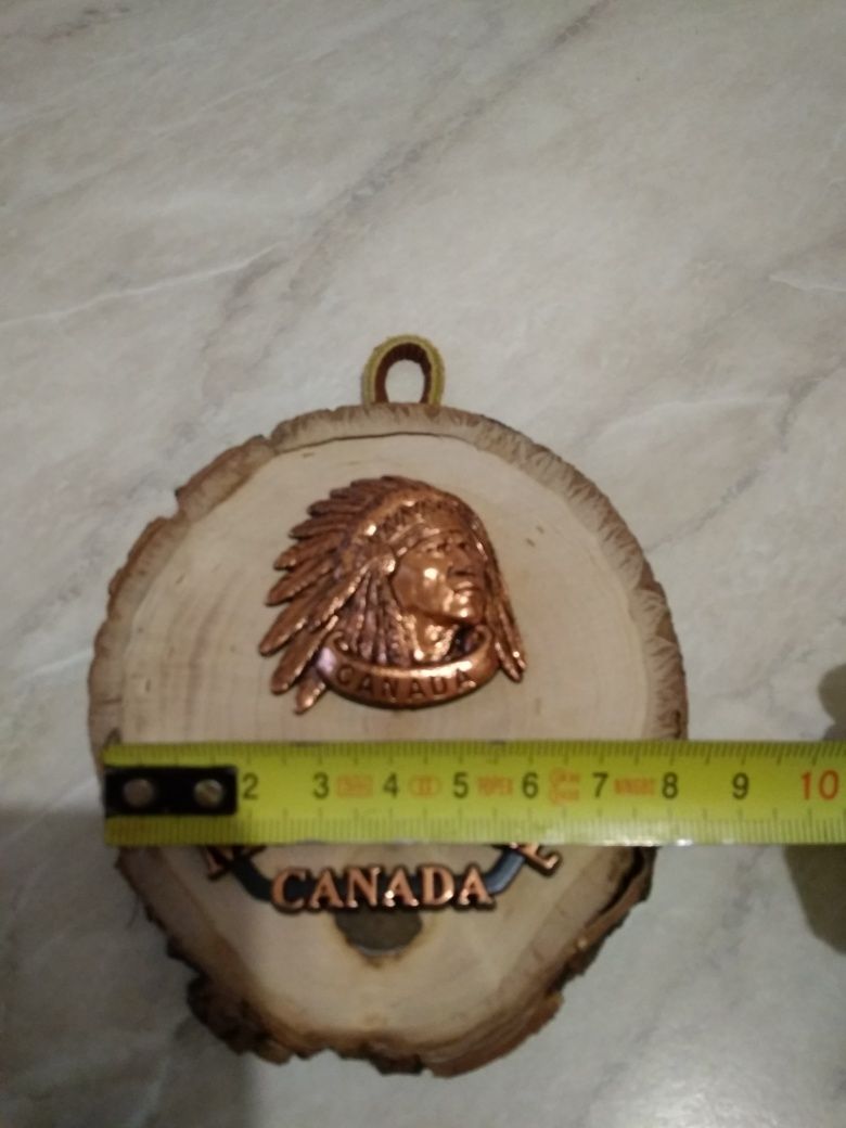Сувенир из Канады