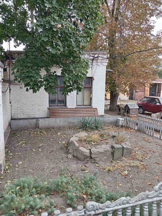 Продам базу з офісом