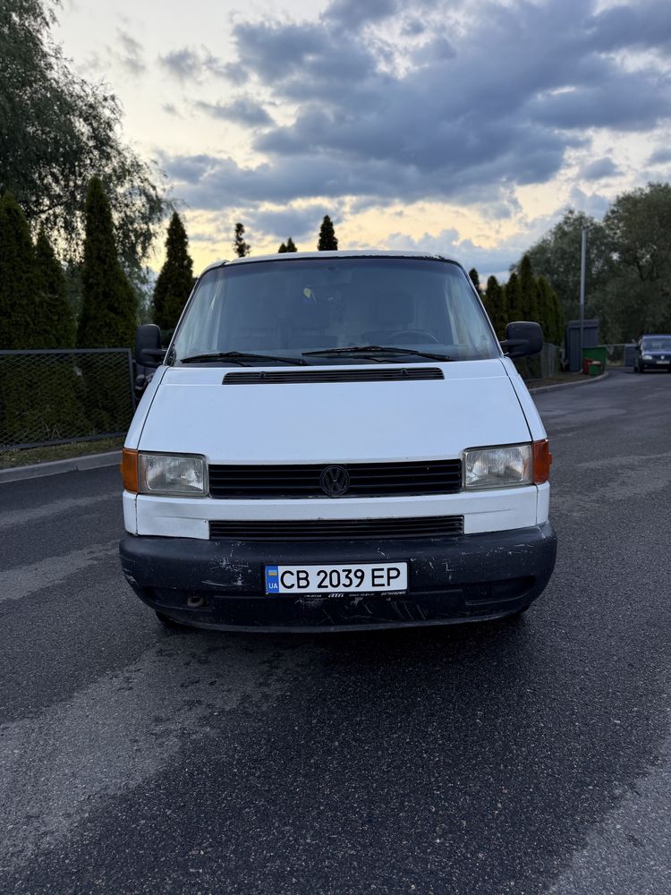 Авто Volkswagen Transporter T4 1.9 TDI гарний стан груз