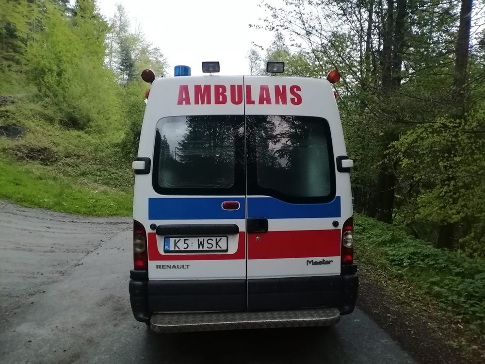 Ambulans Renault master 2.5 DCI