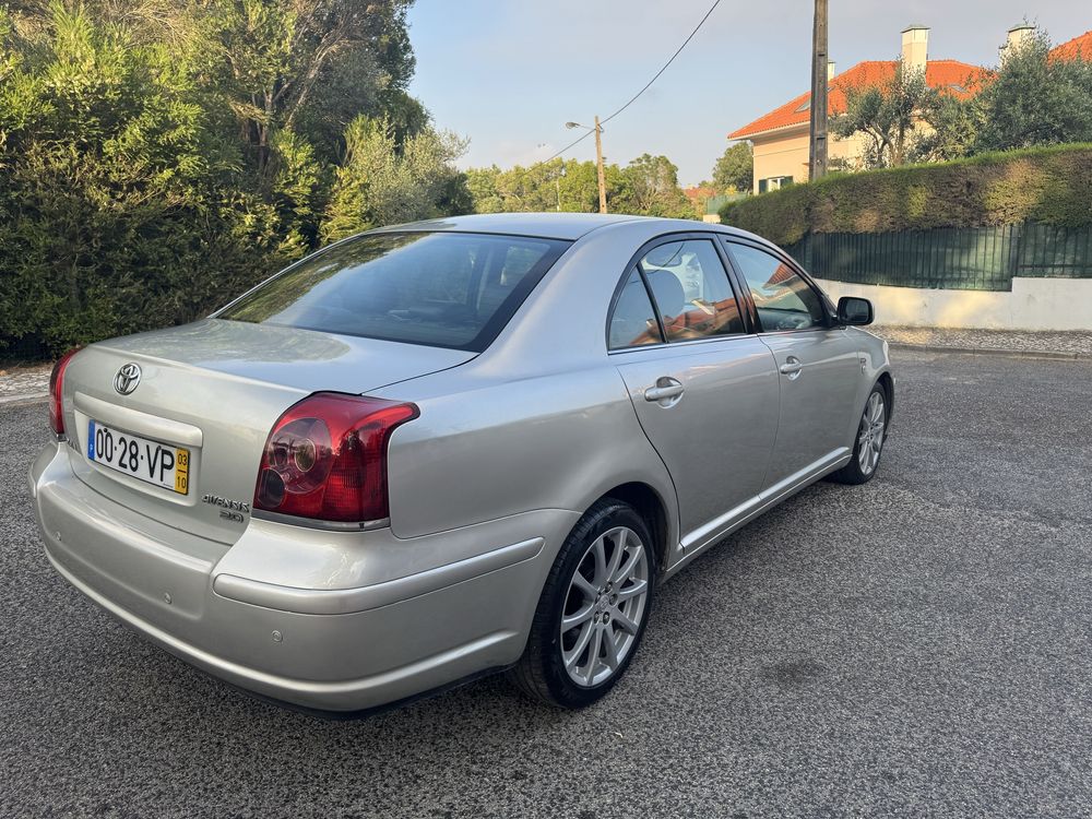 TOYOTA AVENSIS 2.0 D-4 DIESEL NACIONAL 217.000 KMS AR CONDICIONADO